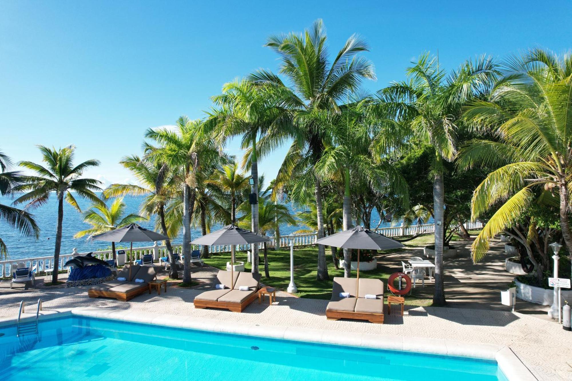 Cocoliso Island Hotel